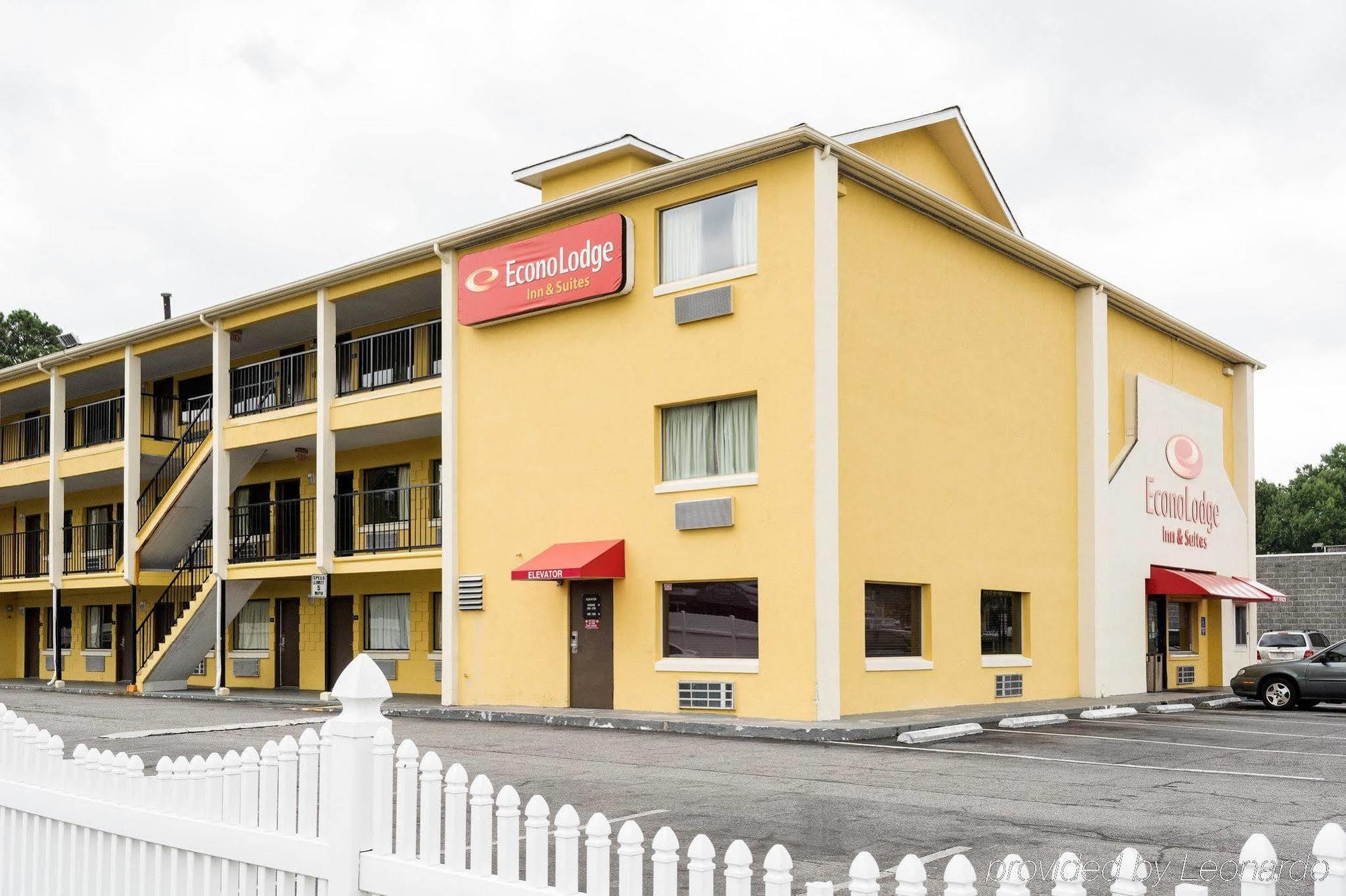 Econo Lodge Inn & Suites I-64 & Us 13 Βιρτζίνια Μπιτς Εξωτερικό φωτογραφία